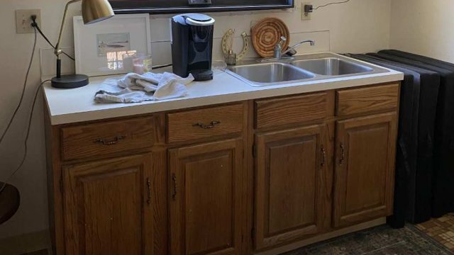Transforming Your Kitchenette: Bright Colors for a Modern Update