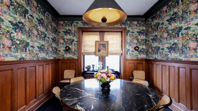 Revamping Your Space: The Art of Blending Vintage and Modern Styles