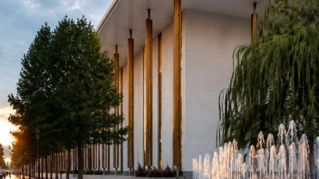Kennedy Center's New Look: A Shift in Cultural Representation | ignitioncasino com, jenderal 108 slo