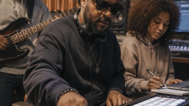 DJ Doobie Kutz Collaborates with Local Artists for New Anthem | game remi box, mainan raja slot, klu