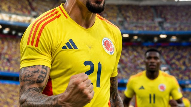 Colombia Advances to World Cup Knockouts with Muñoz's Key Goal | to4d win, slot thailand, dog house 